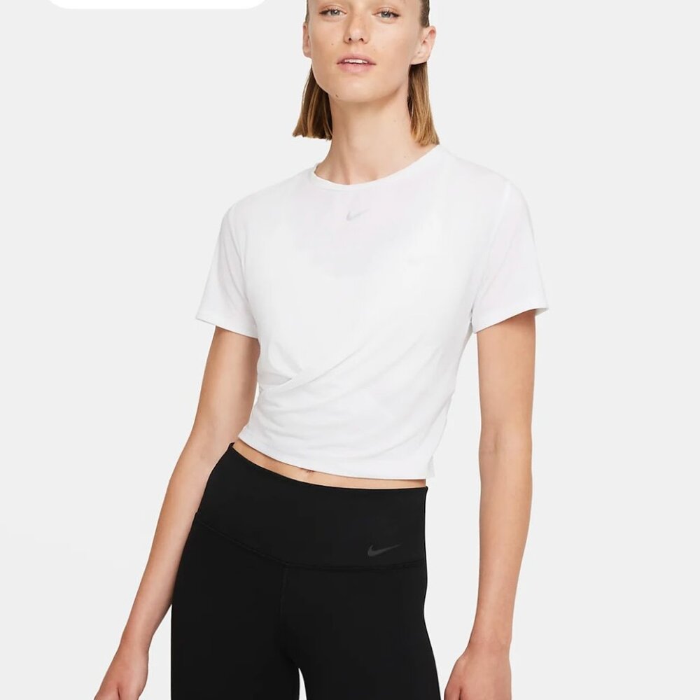 Nike Dri-FIT One Luxe Women's Twist Cropped Short-Sleeve Top